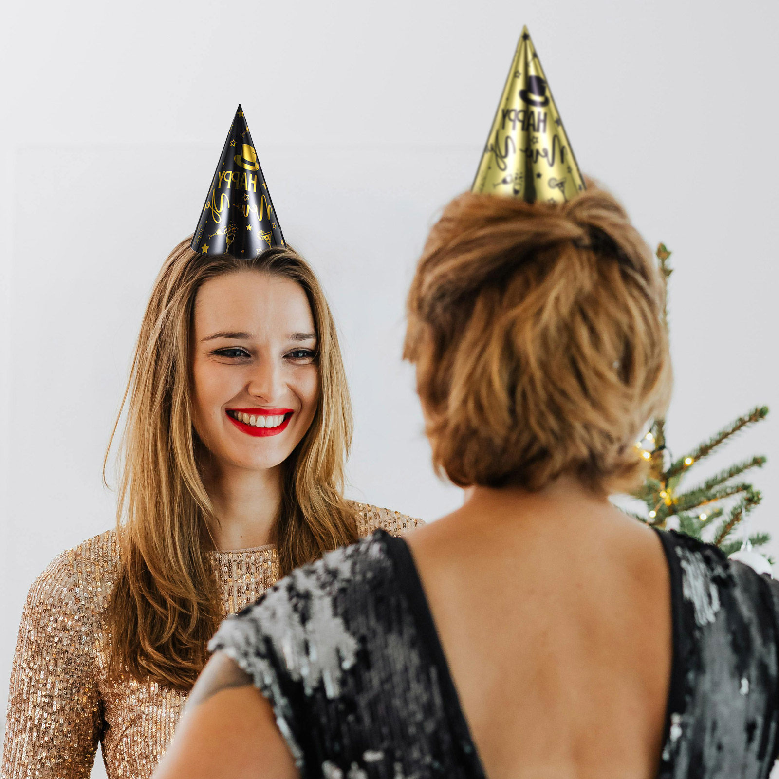 30Pcs New Years Eve Party Hats - Party Hat Cone 评论和价格